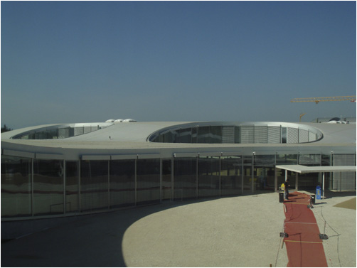 Rolex Learning Center, Haupteingang